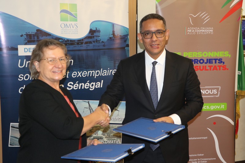 Cérémonie de signature du Protocole entre la Coopération Italienne et l’OMVS relatif au projet « AGEBASM » 