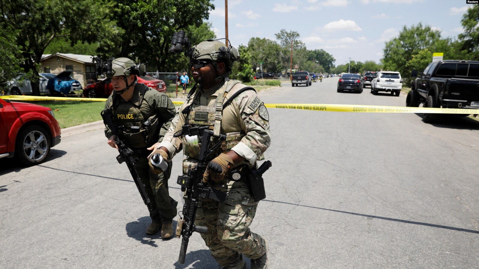 Fusillade dans une école primaire au Texas: 15 morts dont 14 enfants