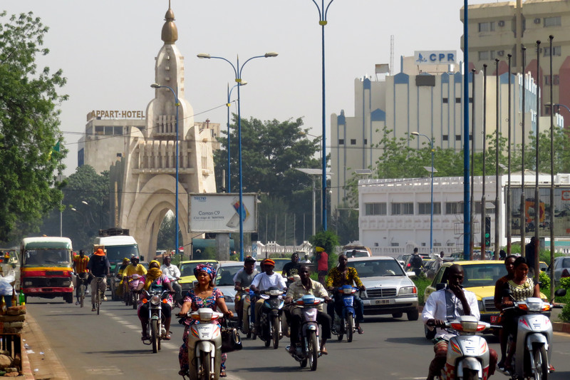 À Bamako des commerces de Mauritaniens temporairement fermés dans le cadre d’un contrôle économique