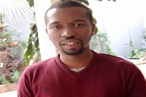 Vient de paraître : A l'aube de la folie de Ibrahima Ba